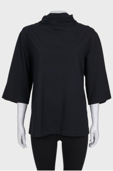 Black T-shirt with ties at the collar