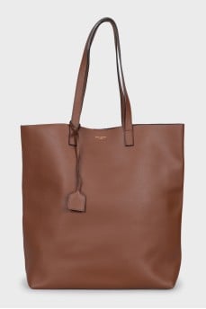 Rectangular leather tote
