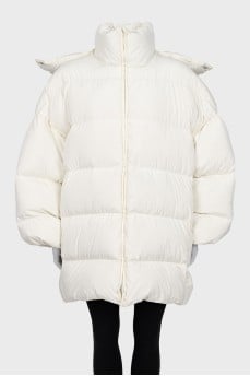 Білий пуховик фасону oversize