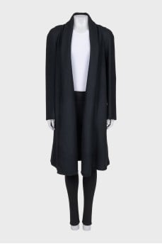 Wool coat without fastening