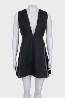 Gray sleeveless dress