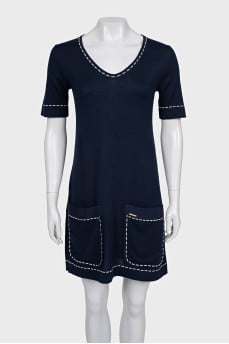 Straight dress made of cashmere and silk with pockets