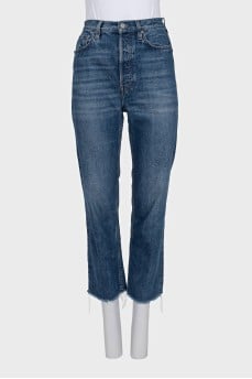 Straight fit jeans with raw edges