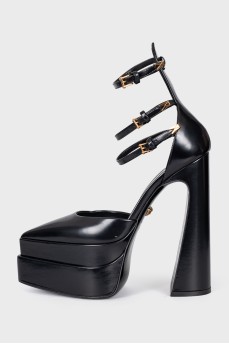 Чорні туфлі зі шкіри Aevitas Pointy