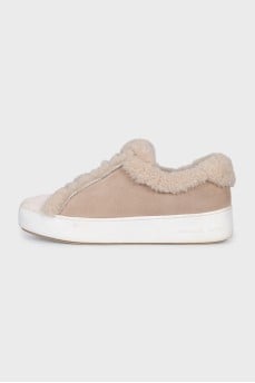 Suede sneakers with fur trim