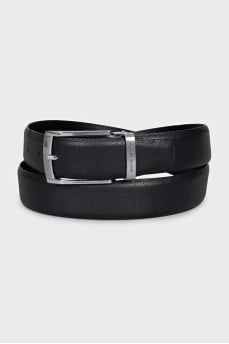 Men's leather belt with a rectangular buckle