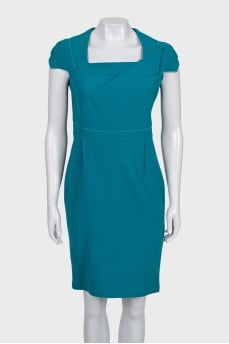 Fitted wool dress with a zipper