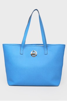 Bag with a small back compartment