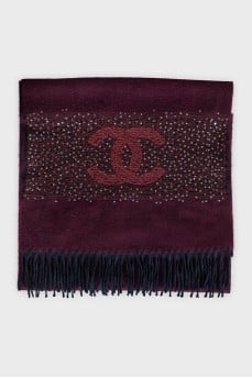 Cashmere scarf with a decorative insert