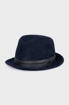 Cashmere hat with leather strap