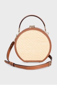 Round bag with straw insert