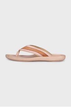 Flip-flops with the brand logo