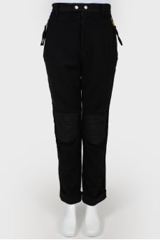 High-rise trousers with zipper and buttons