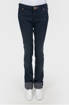 Mid-rise jeans with golden button