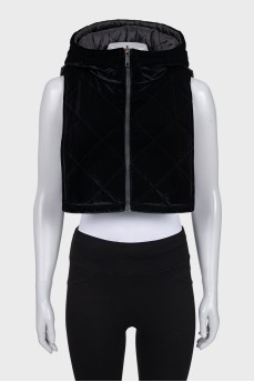 Reversible zippered hood