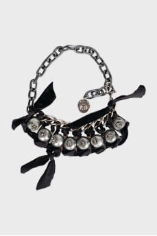 Chain necklace with stones and rhinestones