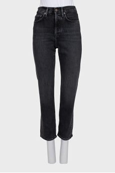 Black high-waist jeans with pockets