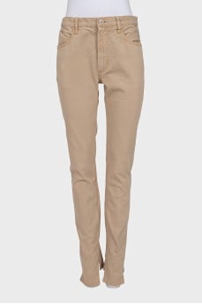 Brown jeans with rips