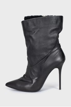 Insulated leather ankle boots with stiletto heels