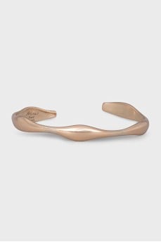 Embossed silver clasp bracelet