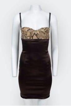 Dress in linen style with straps