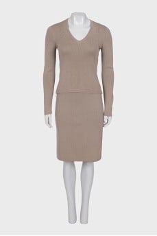 Brown bodycon skirt suit