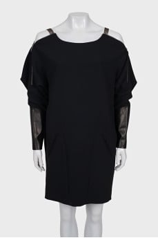 Сукня крою oversize з манжетами зі шкіри
