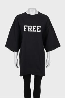 Black oversized T-shirt