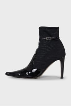 Pointed leather toe ankle boots