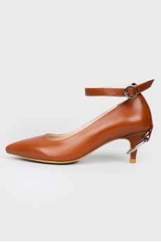 Ring heel shoes