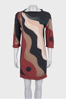 Straight dress with short sleeves