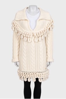 Knitted cashmere dress with decoration