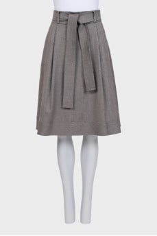 Gray wool skirt with a belt