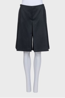 Black wool shorts with slits
