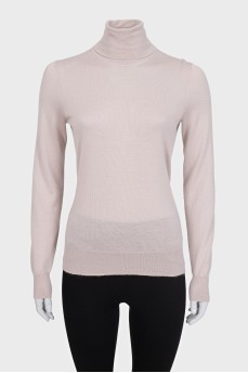 Pink cashmere turtleneck