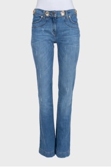Blue mid-rise jeans