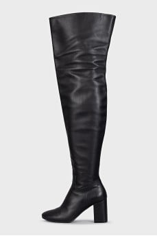 Leather over-the-knee boots with a zipper