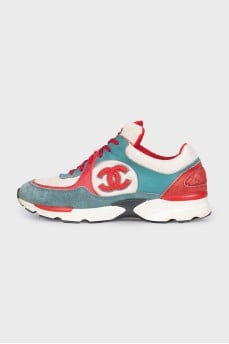 Multicolored sneakers with logo