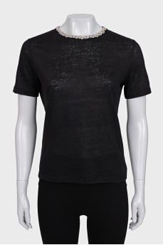 Straight T-shirt decorated with crystals