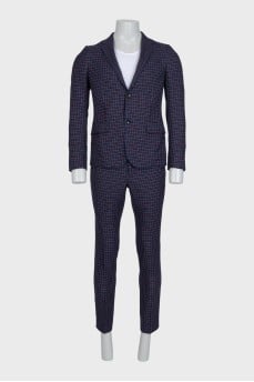 Men's suit with a checkered print