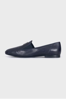 Leather ballet flats with elastic bands and logo