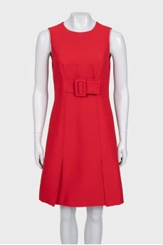 Red dress with a belt