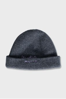 Gray wool hat with brand logo