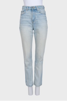 Светло-голубые джинсы mom fit с логотипом
