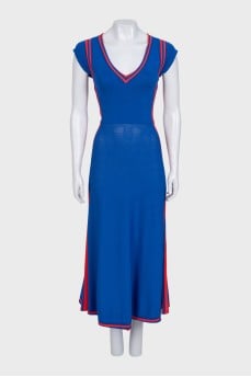 Fitted dress with contrasting stripes