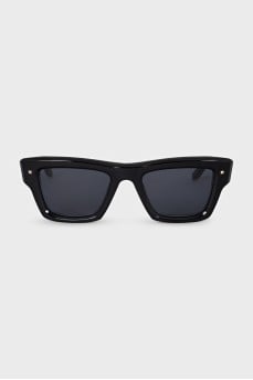 Чорні сонцезахисні окуляри wayfarer з шипами