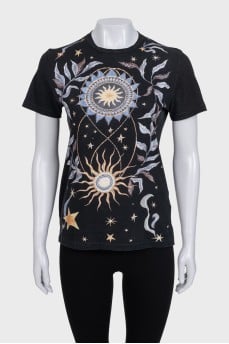 Black T-shirt with abstract print