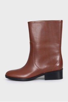 Brown Lucien boots with tag