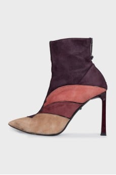 Suede ankle boots in a combination of colors