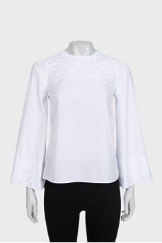 Loose blouse with wide sleeves